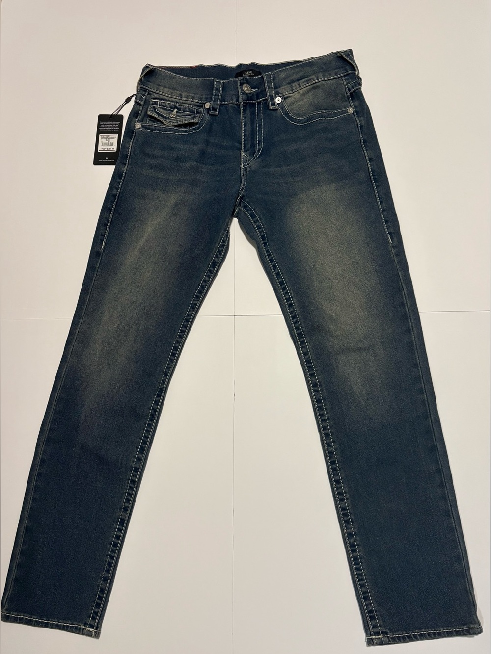 True Religion Geno Big T Flap Slim Jeans NWT 31x32 Medium Wash